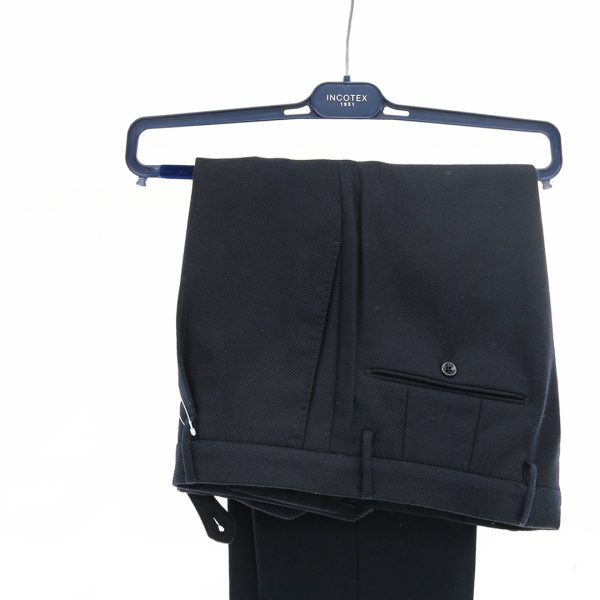 スラックス買取の基礎知識を知る