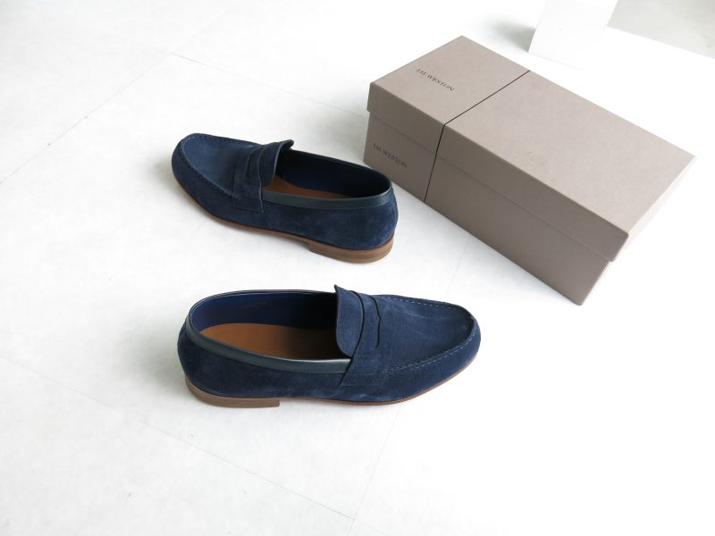 高級革靴の買取なら、リタリオリブロにおまかせください